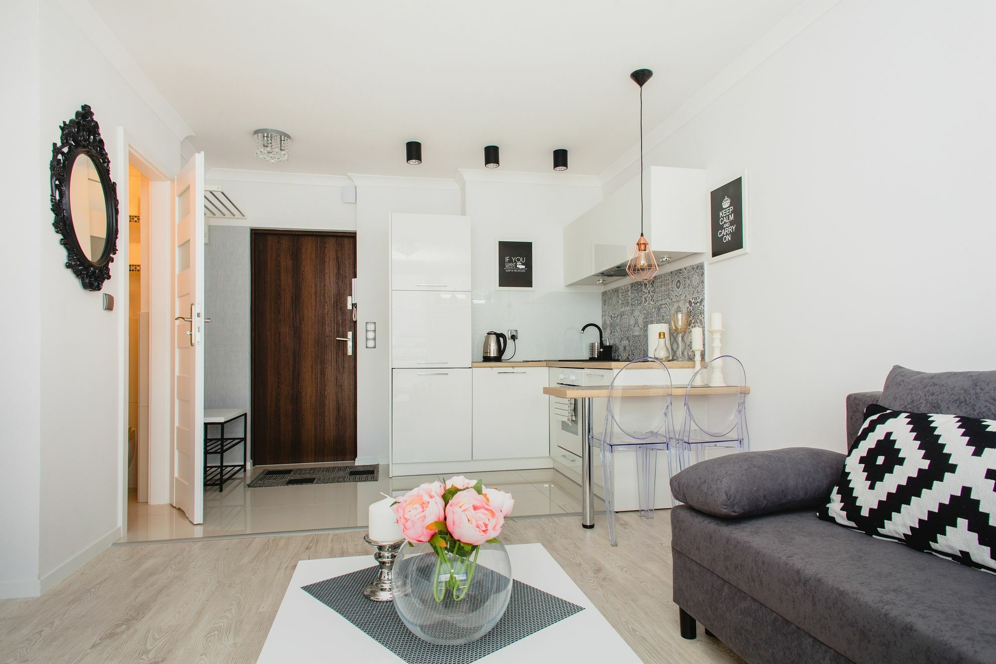 Shortstaypoland Chlodna Warsaw Exterior photo